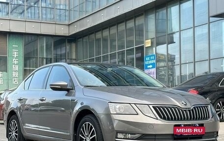 Skoda Octavia, 2021 год, 1 640 000 рублей, 3 фотография