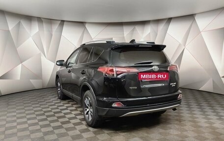 Toyota RAV4, 2017 год, 2 455 000 рублей, 4 фотография