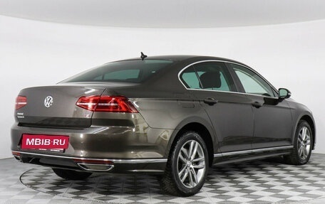 Volkswagen Passat B8 рестайлинг, 2017 год, 2 797 000 рублей, 5 фотография