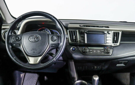 Toyota RAV4, 2015 год, 2 050 000 рублей, 12 фотография