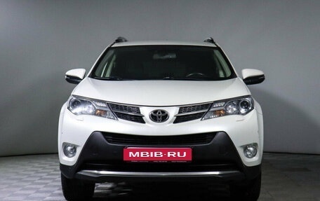 Toyota RAV4, 2015 год, 2 050 000 рублей, 2 фотография