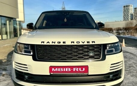 Land Rover Range Rover IV рестайлинг, 2018 год, 7 700 000 рублей, 8 фотография