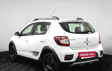 Renault Sandero II рестайлинг, 2018 год, 950 000 рублей, 8 фотография