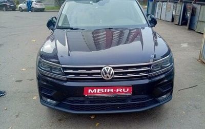 Volkswagen Tiguan II, 2018 год, 2 650 000 рублей, 1 фотография