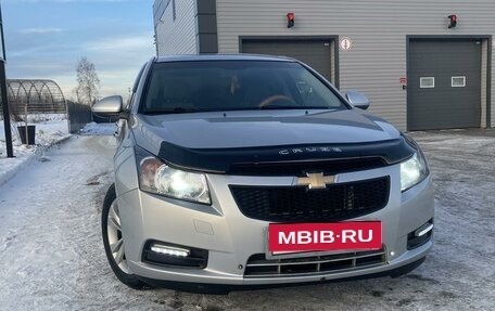 Chevrolet Cruze II, 2011 год, 950 000 рублей, 1 фотография