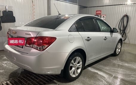 Chevrolet Cruze II, 2011 год, 950 000 рублей, 17 фотография