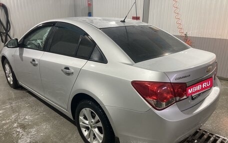 Chevrolet Cruze II, 2011 год, 950 000 рублей, 13 фотография