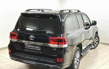 Toyota Land Cruiser 200, 2017 год, 7 595 000 рублей, 9 фотография