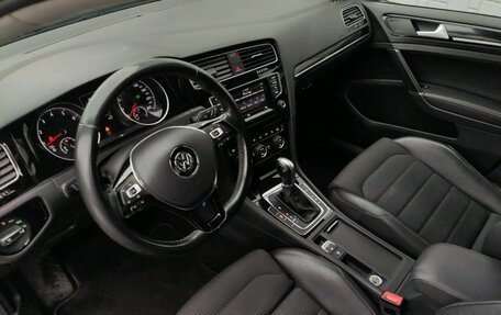 Volkswagen Golf VII, 2015 год, 1 498 000 рублей, 9 фотография