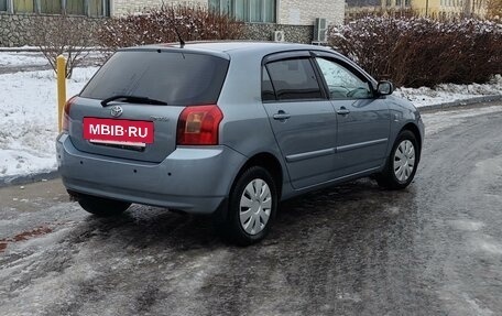 Toyota Corolla, 2004 год, 730 000 рублей, 3 фотография