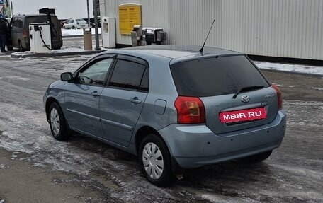 Toyota Corolla, 2004 год, 730 000 рублей, 4 фотография