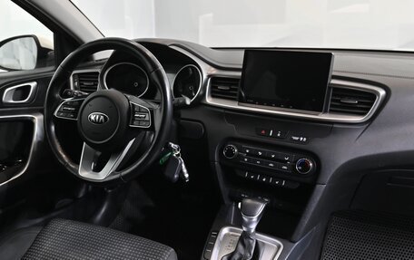 KIA cee'd III, 2019 год, 2 100 000 рублей, 11 фотография