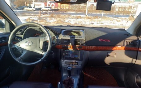 Toyota Avensis III рестайлинг, 2005 год, 750 000 рублей, 4 фотография