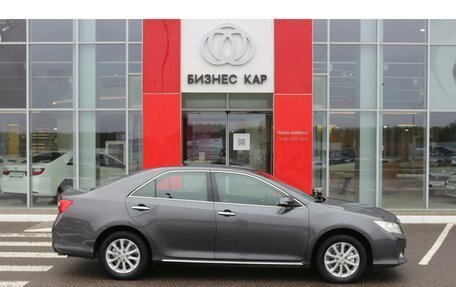 Toyota Camry, 2012 год, 1 820 000 рублей, 4 фотография