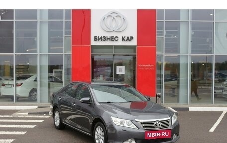 Toyota Camry, 2012 год, 1 820 000 рублей, 3 фотография