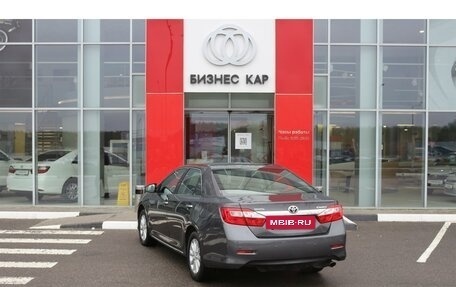 Toyota Camry, 2012 год, 1 820 000 рублей, 7 фотография