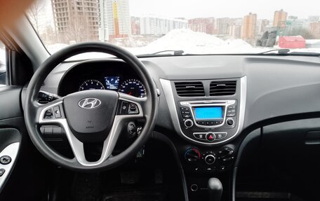 Hyundai Solaris II рестайлинг, 2014 год, 1 150 000 рублей, 3 фотография