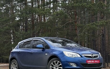 Opel Astra J, 2010 год, 699 999 рублей, 15 фотография