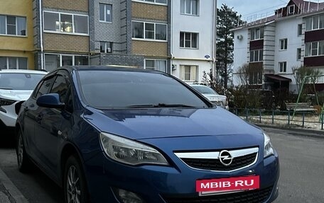 Opel Astra J, 2010 год, 699 999 рублей, 12 фотография