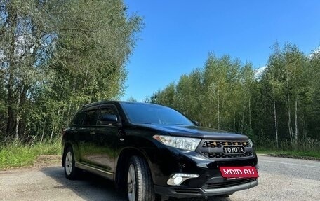 Toyota Highlander III, 2012 год, 1 855 000 рублей, 9 фотография