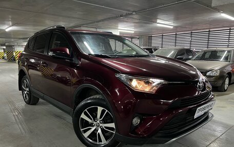 Toyota RAV4, 2016 год, 2 200 000 рублей, 2 фотография