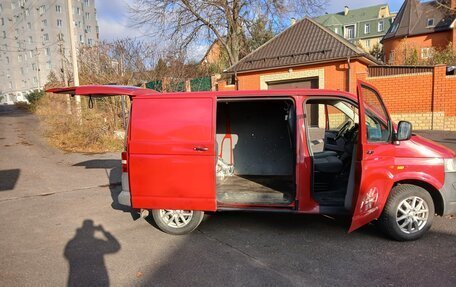 Volkswagen Transporter T5 рестайлинг, 2007 год, 1 200 000 рублей, 17 фотография