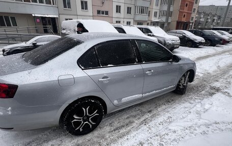 Volkswagen Jetta VI, 2017 год, 1 620 000 рублей, 3 фотография