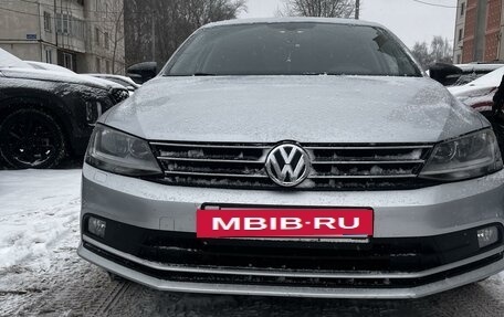 Volkswagen Jetta VI, 2017 год, 1 620 000 рублей, 5 фотография