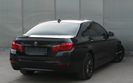 BMW 5 серия, 2013 год, 1 900 000 рублей, 2 фотография