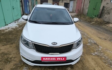 KIA Rio III рестайлинг, 2015 год, 1 330 000 рублей, 7 фотография