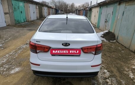 KIA Rio III рестайлинг, 2015 год, 1 330 000 рублей, 4 фотография