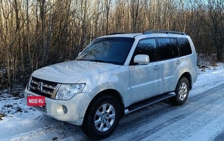 Mitsubishi Pajero IV, 2013 год, 2 500 000 рублей, 3 фотография