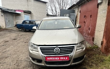 Volkswagen Passat B6, 2005 год, 370 000 рублей, 1 фотография