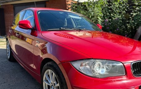 BMW 1 серия, 2011 год, 970 000 рублей, 2 фотография