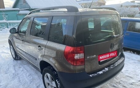 Skoda Yeti I рестайлинг, 2013 год, 800 000 рублей, 3 фотография