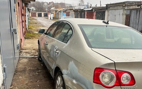 Volkswagen Passat B6, 2005 год, 370 000 рублей, 4 фотография