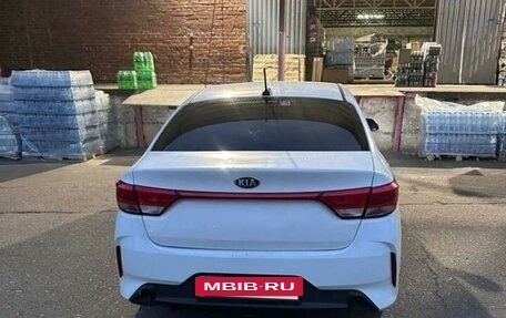 KIA Rio IV, 2020 год, 1 370 000 рублей, 6 фотография