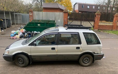 Mitsubishi Chariot III, 1996 год, 390 000 рублей, 4 фотография