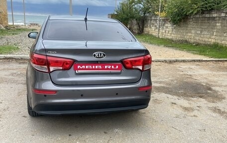 KIA Rio III рестайлинг, 2015 год, 1 050 000 рублей, 2 фотография