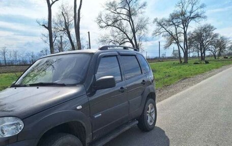 Chevrolet Niva I рестайлинг, 2014 год, 685 000 рублей, 1 фотография