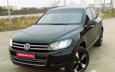 Volkswagen Touareg III, 2011 год, 1 950 000 рублей, 1 фотография