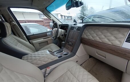 Lincoln Navigator, 2004 год, 1 720 000 рублей, 5 фотография