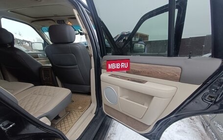 Lincoln Navigator, 2004 год, 1 720 000 рублей, 4 фотография