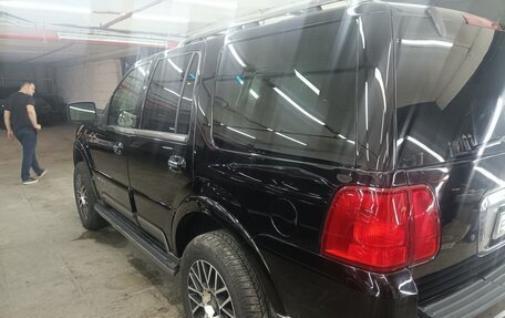 Lincoln Navigator, 2004 год, 1 720 000 рублей, 10 фотография