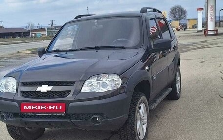 Chevrolet Niva I рестайлинг, 2014 год, 685 000 рублей, 4 фотография