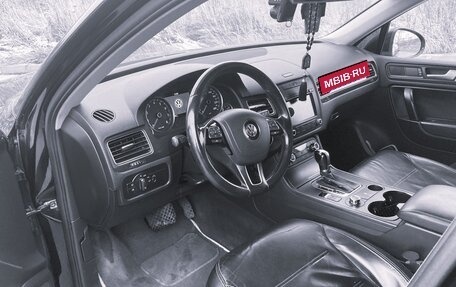 Volkswagen Touareg III, 2011 год, 1 950 000 рублей, 7 фотография