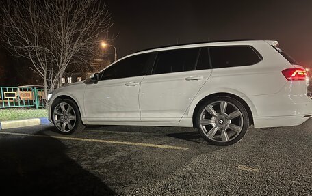 Volkswagen Passat B8 рестайлинг, 2017 год, 2 000 000 рублей, 8 фотография