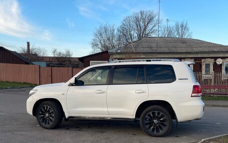 Toyota Land Cruiser 200, 2011 год, 3 149 000 рублей, 6 фотография