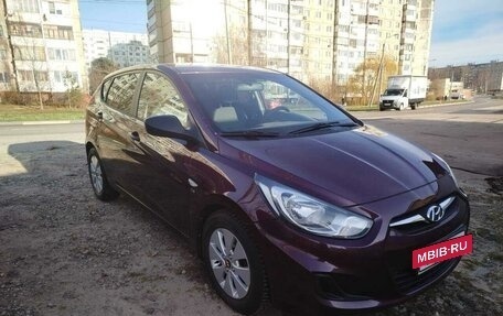 Hyundai Solaris II рестайлинг, 2013 год, 890 000 рублей, 8 фотография