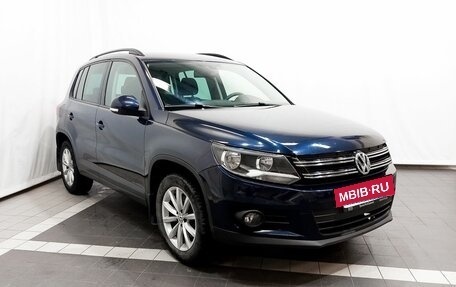 Volkswagen Tiguan I, 2016 год, 2 194 000 рублей, 3 фотография